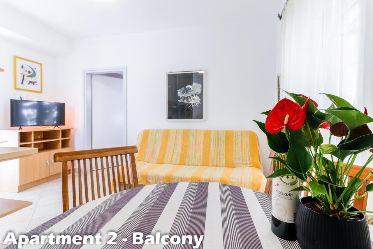 Art Apartments 弗尔萨尔 外观 照片